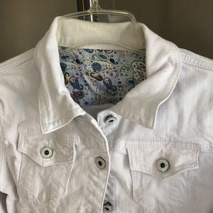 Women’s Cropped White Denim Jacket